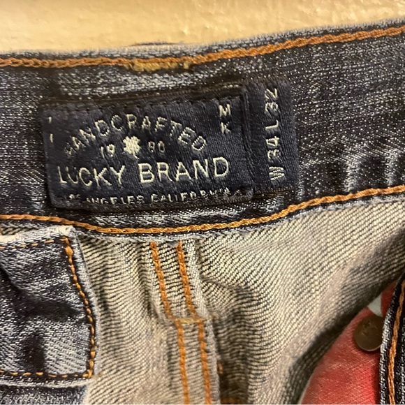 Lucky Brand Distressed Jeans - Picture 6 of 6